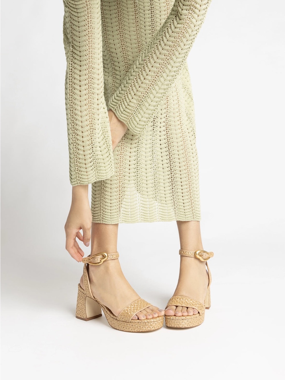Larroude Dolly Verona Low Sandal In Natural Raffia and Beige Leather, size 10 - Picture 4 of 10